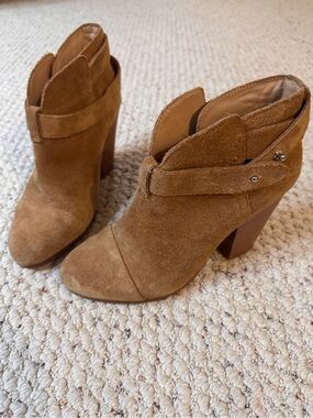 Rag and Bone Women’s Harrow Suede Ankle Booties in Tan